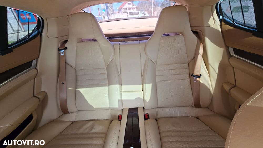 Porsche Panamera Turbo PDK - 13