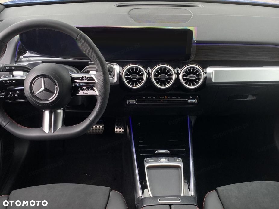 Mercedes-Benz GLB 250 4-Matic AMG Line 8G-DCT - 6