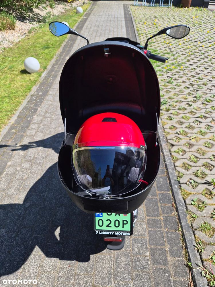 Piaggio Inny - 12