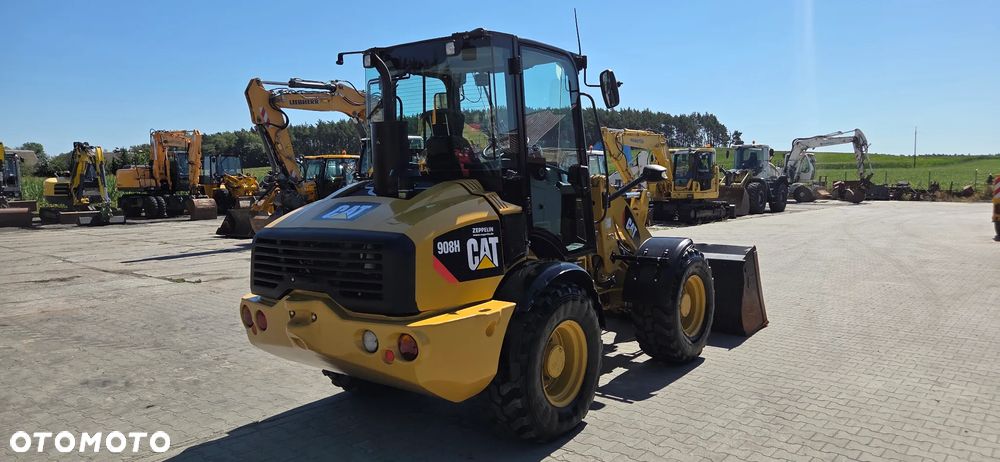 Caterpillar <<Caterpillar 908H, 2008r,opony 90%, zadbana, z Niemiec!>> - 6