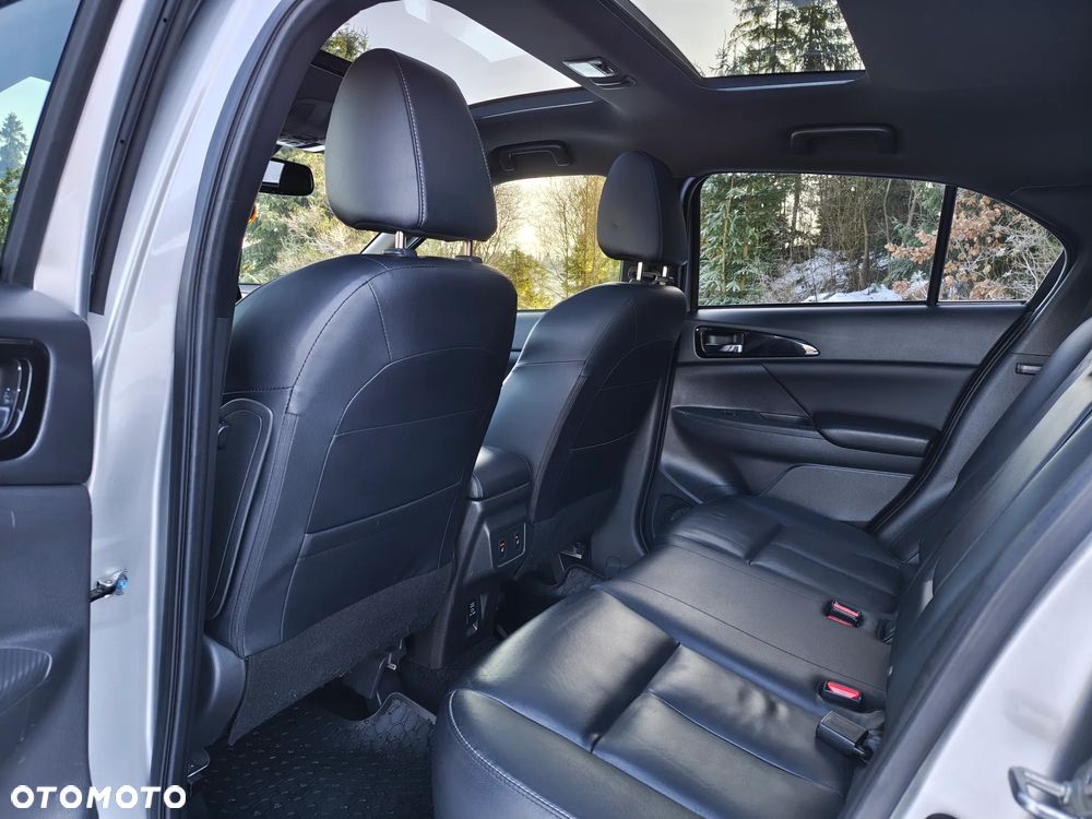 Mitsubishi Eclipse Cross - 22