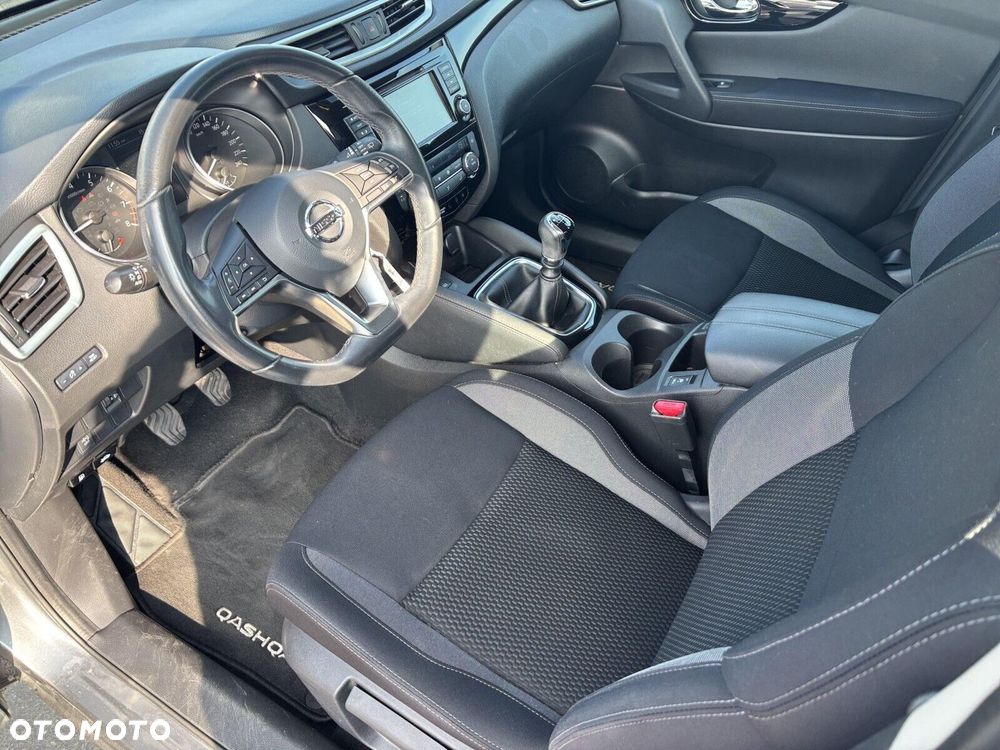 Nissan Qashqai - 12