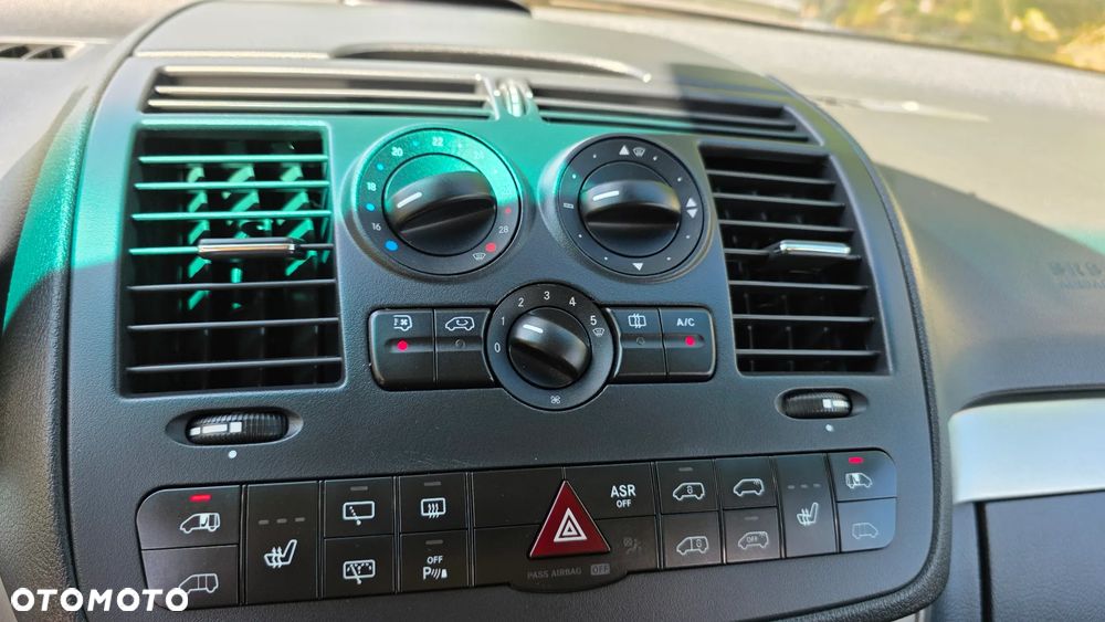 Mercedes-Benz Viano 3.0 CDI Ambiente - 16