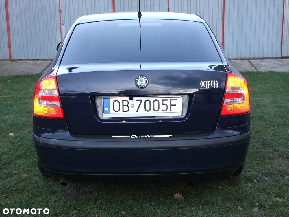 Skoda Octavia 1.6 - 9
