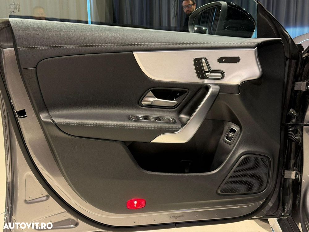 Mercedes-Benz CLA 35 AMG 4MATIC AMG Speedshift 7G-DCT - 28