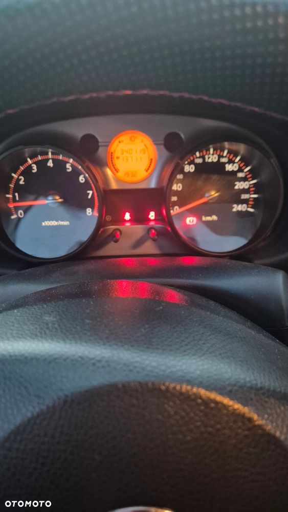 Nissan Qashqai - 11