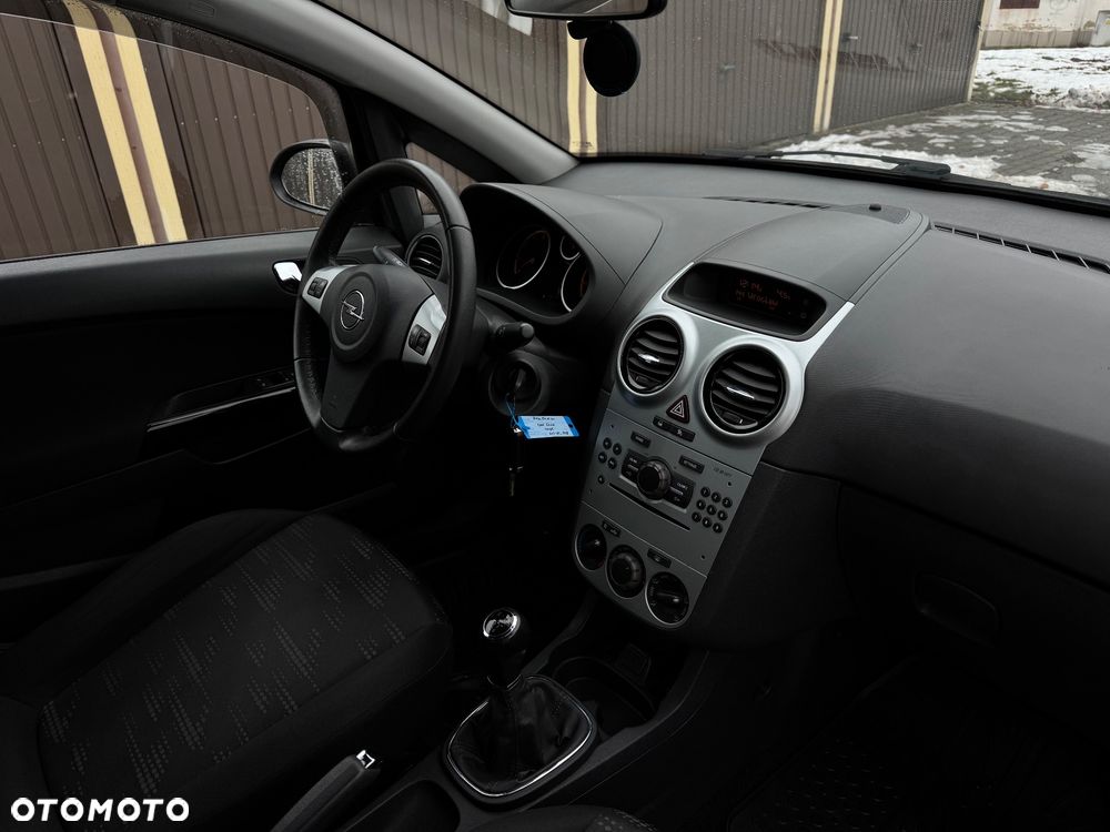 Opel Corsa - 10