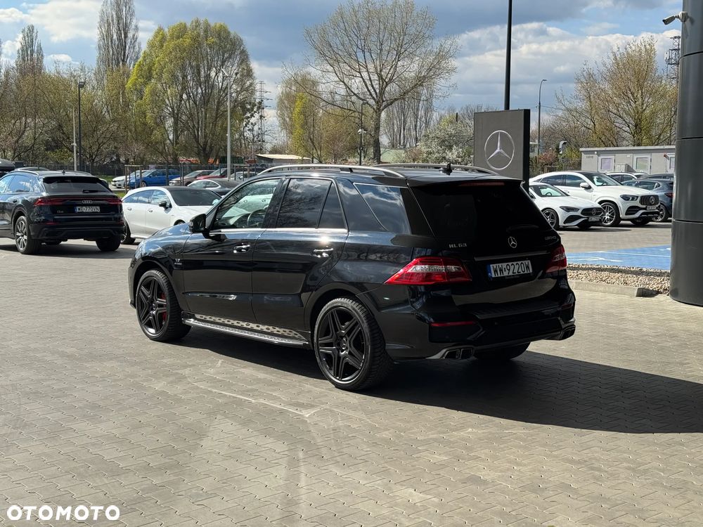 Mercedes-Benz ML 63 AMG 4-Matic - 9
