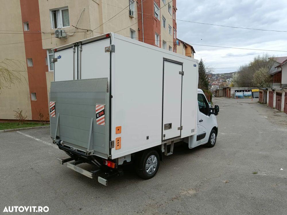 Renault Master III - 3