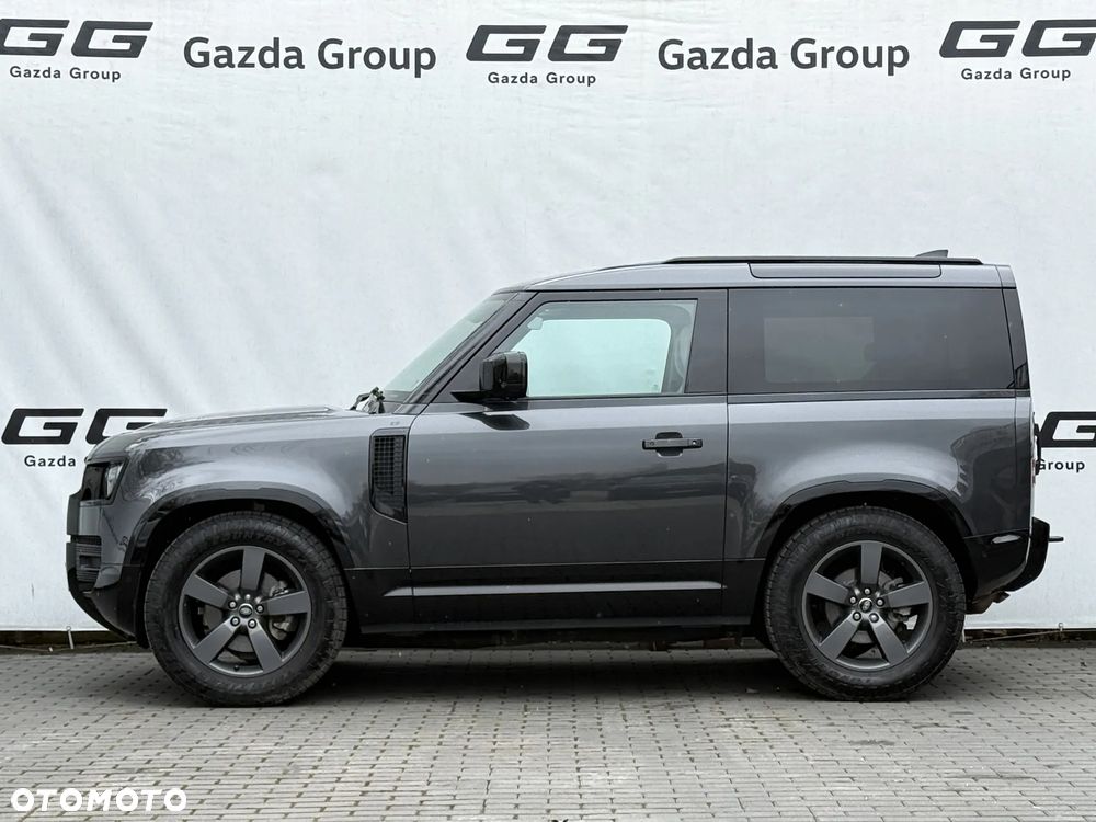 Land Rover Defender 90 D250 X-Dynamic SE - 4