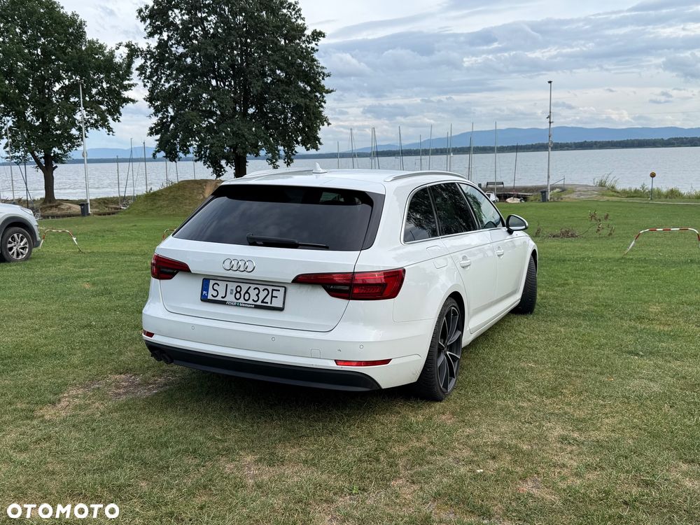 Audi A4 Avant 2.0 TDI Design S tronic - 35