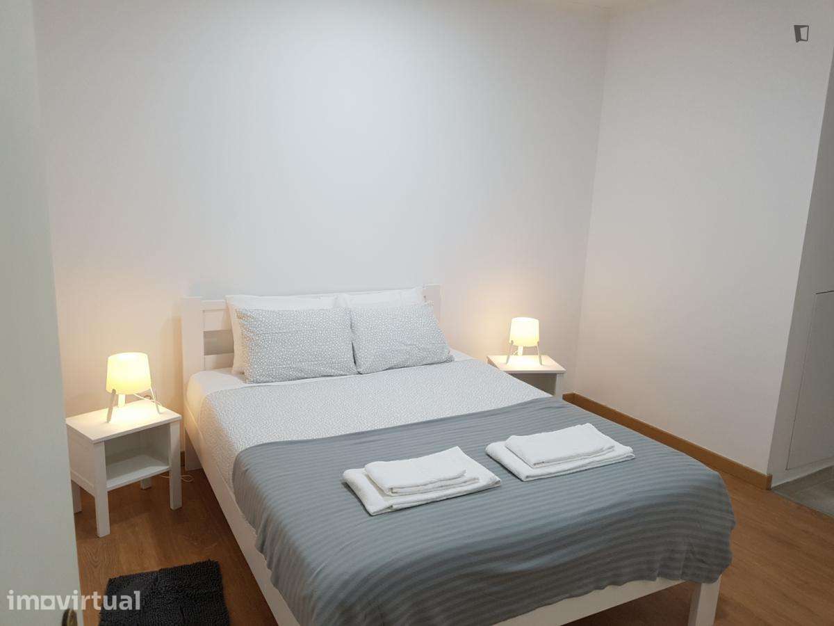 Apartamento com 4 quartos - localizado em Mouraria Lisbon - Grande imagem: 2/23