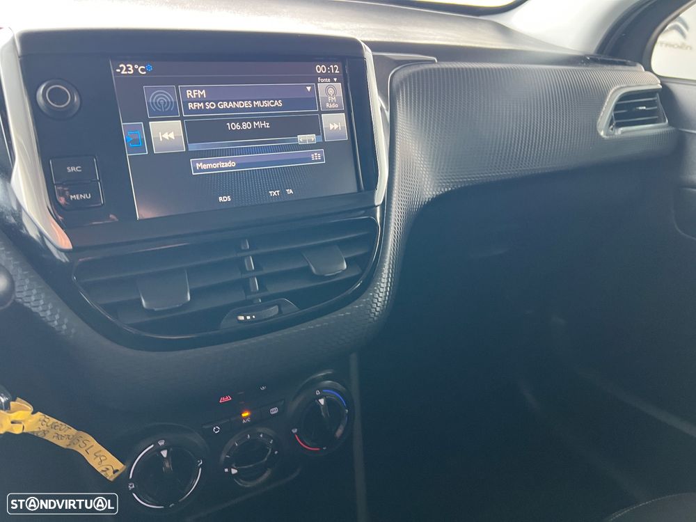 Peugeot 208 1.2 PureTech Active - 31