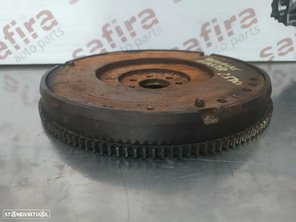 VOLANTE DO MOTOR RENAULT MASTER II 2.2DCI 2.5DCI REF: 8200509932 A - 2