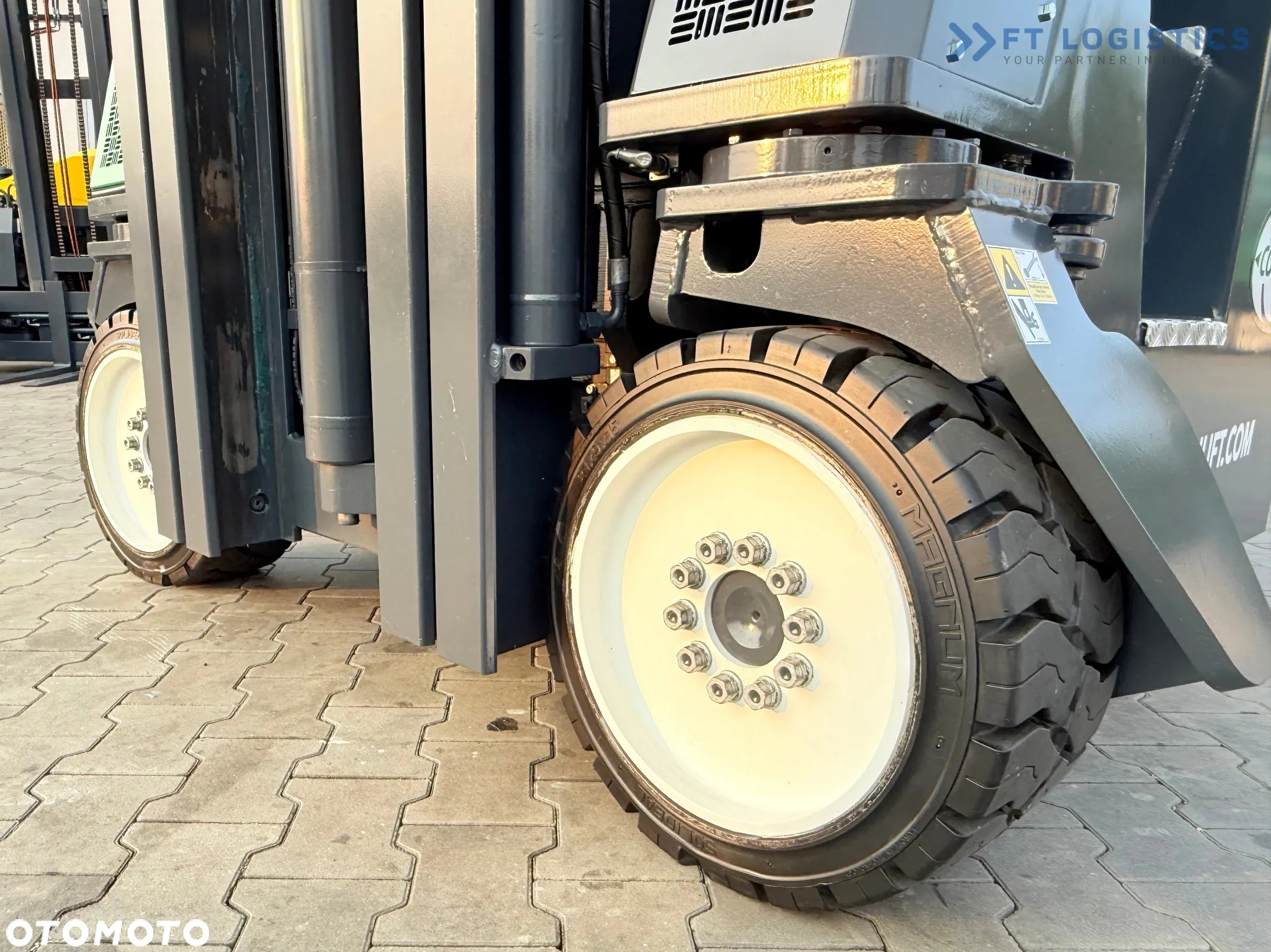 Combilift C4000CB / TRIPLEX - 5200MM / GAS / WOLNY SKOK / POZYCJONER WIDEŁ / PRZESUW WIDEŁ / WYSOKOŚĆ 2450MM / JAK NOWY - 21
