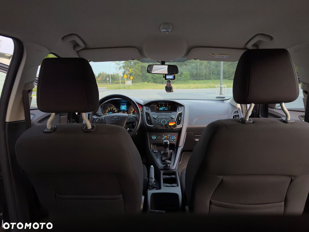 Ford Focus 1.6 Trend - 6