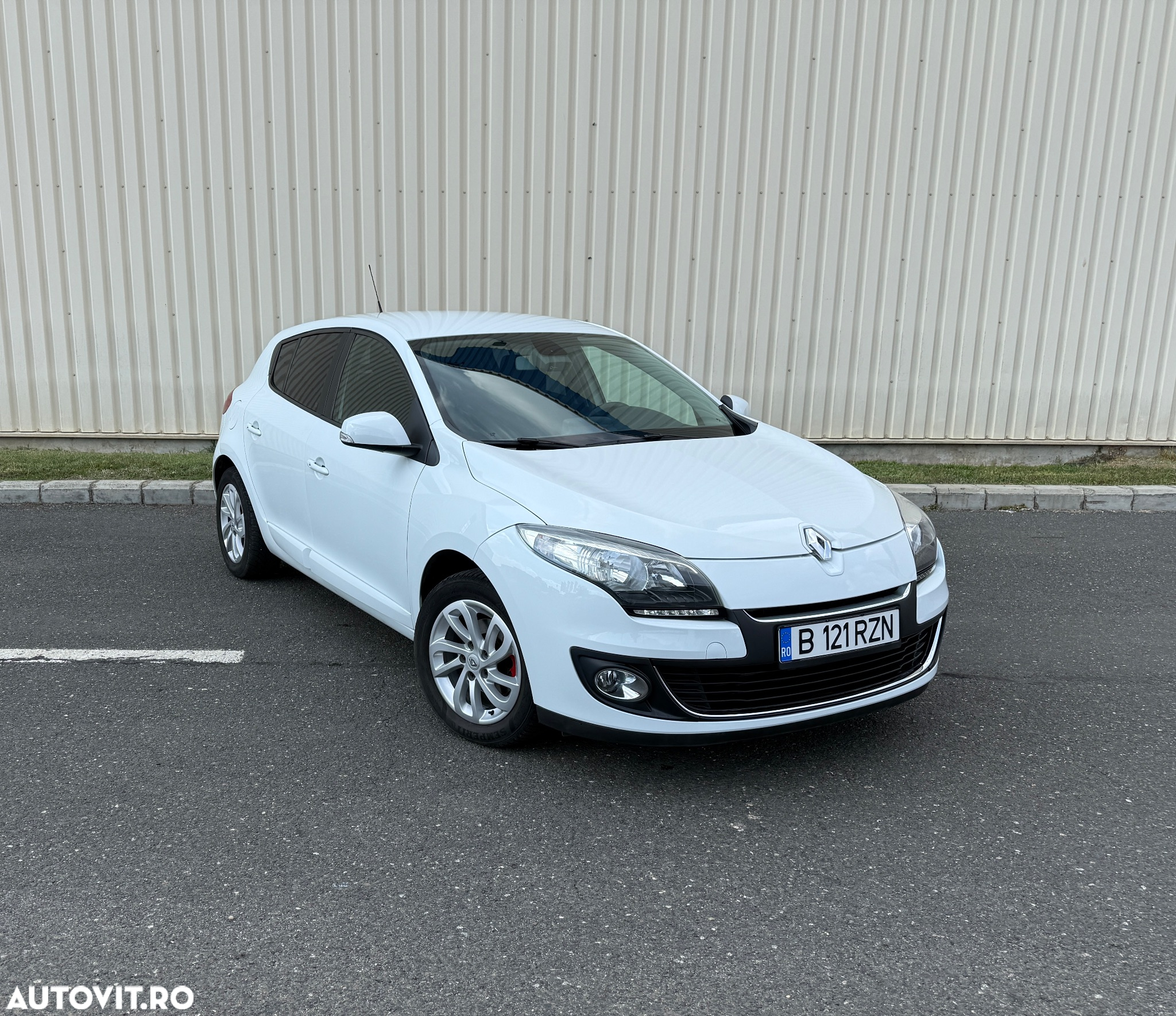 Renault Megane ENERGY TCe 130 BUSINESS - 3