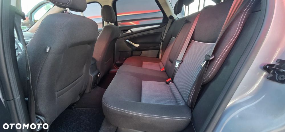 Ford Mondeo SW 1.6 EcoBoost S&S Titanium S - 29