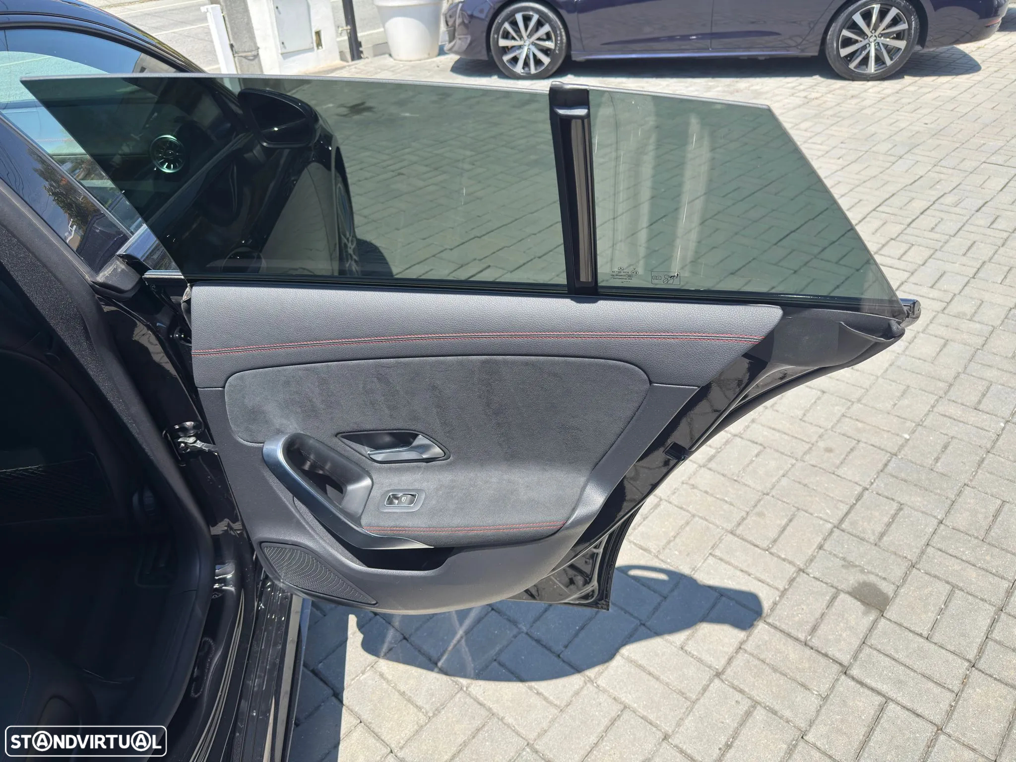 Mercedes-Benz CLA 250 e Shooting Brake AMG Line - 21