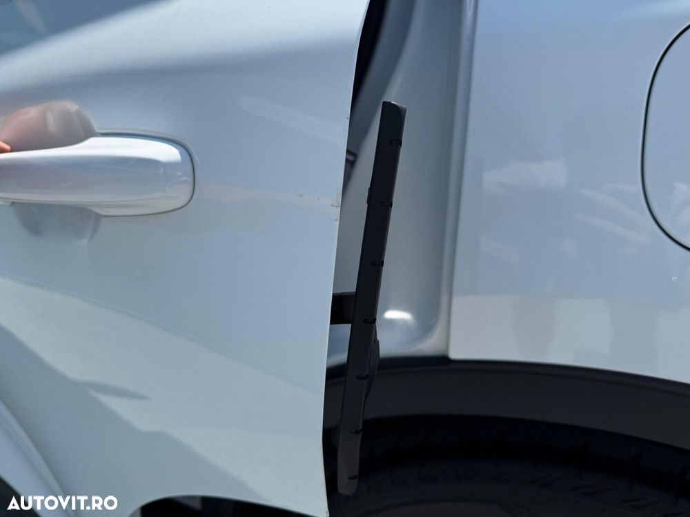 Ford Kuga - 18