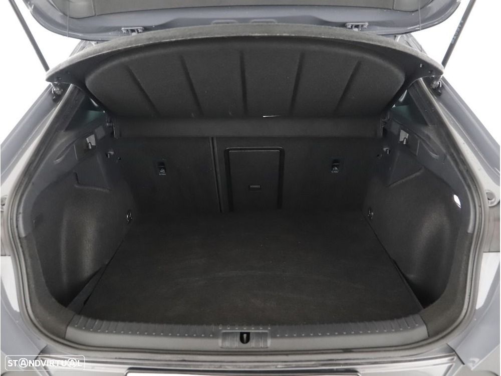 Cupra Formentor 1.4 e-Hybrid DSG - 14