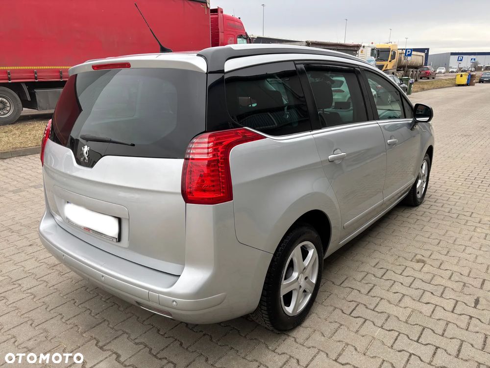 Peugeot 5008 HDI 150 Business-Line - 4