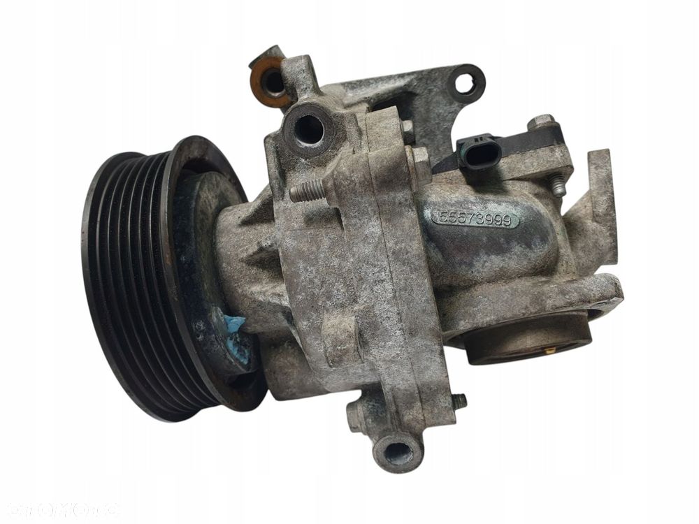 POMPA WODY Opel Mokka Insignia Astra Meriva 1.6 CDTI 55573999 - 1