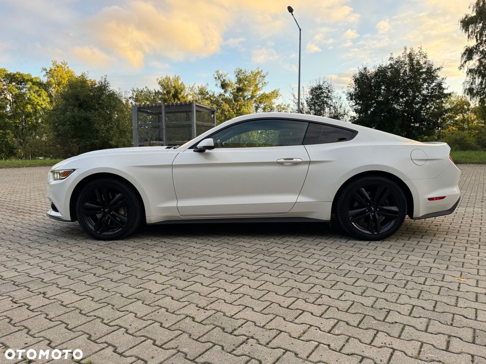 Ford Mustang 2.3 EcoBoost - 7