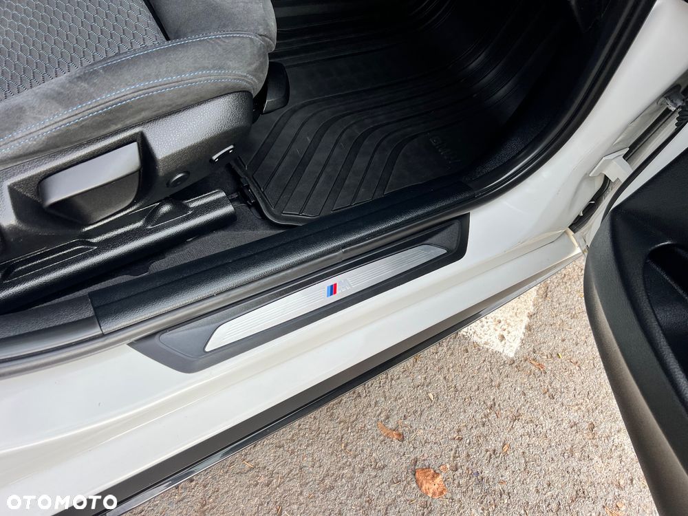 BMW Seria 3 320d DPF Blue Performance Edition Sport - 16