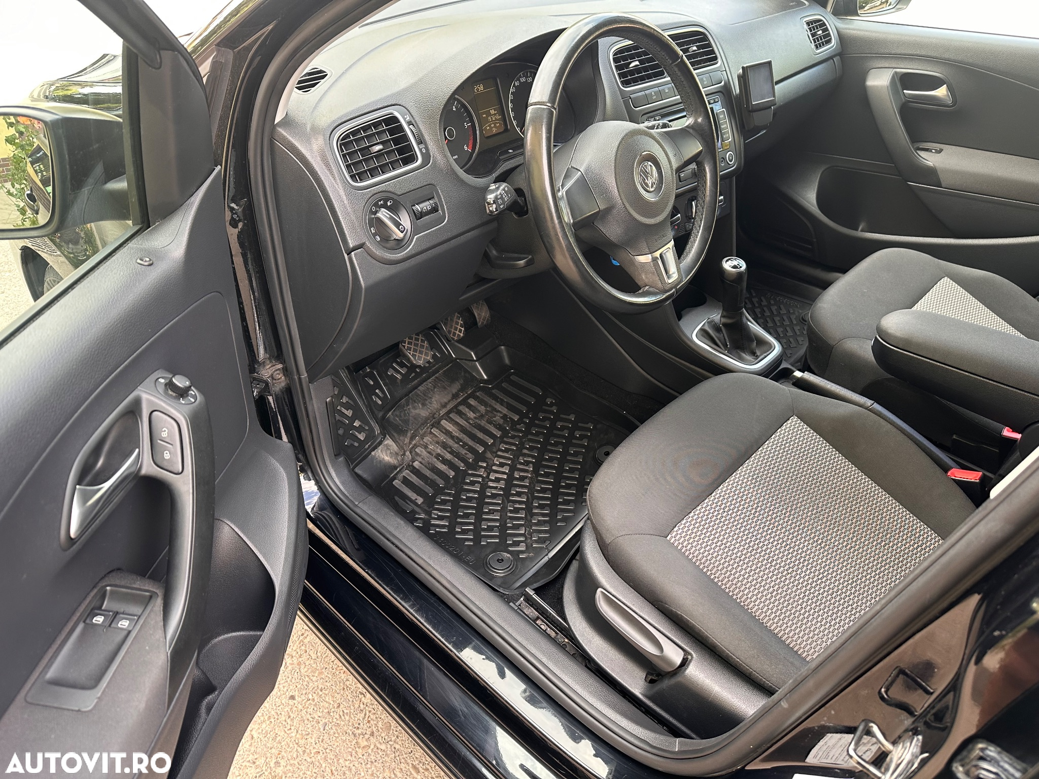 Volkswagen Polo - 5