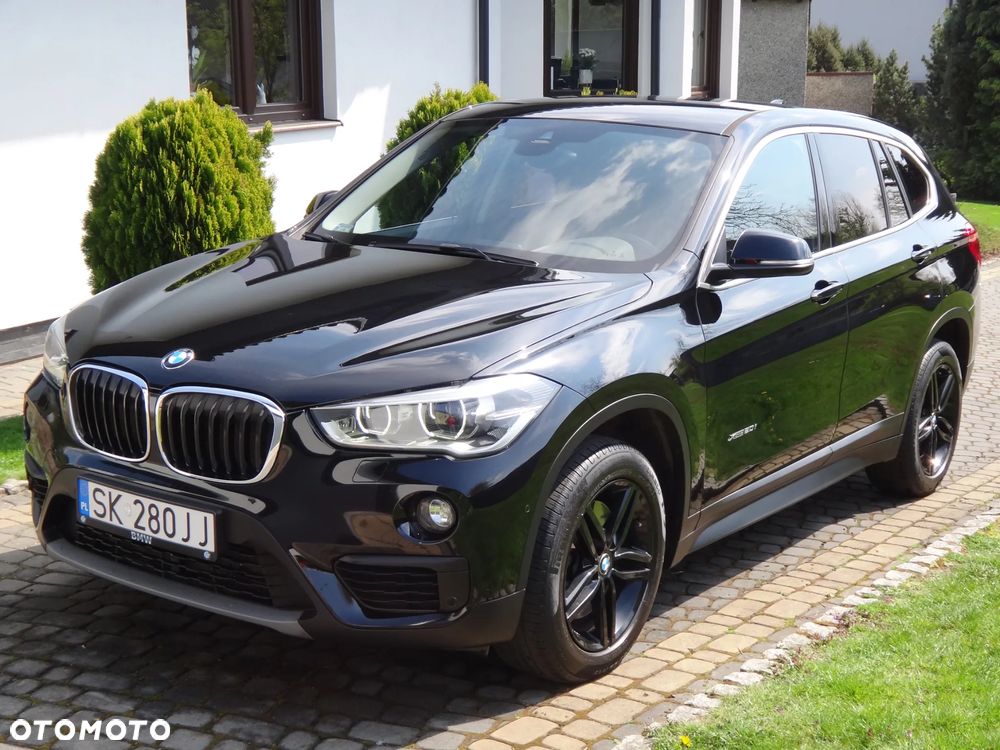 BMW X1 xDrive20i - 1