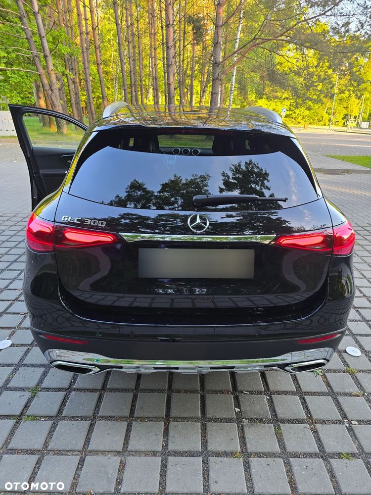 Mercedes-Benz GLC 300 4-Matic - 5