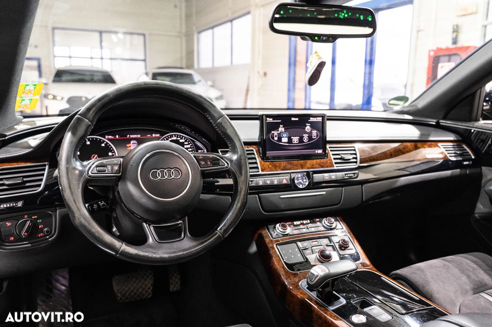 Audi A8 3.0 TDI DPF quattro Tiptronic - 32