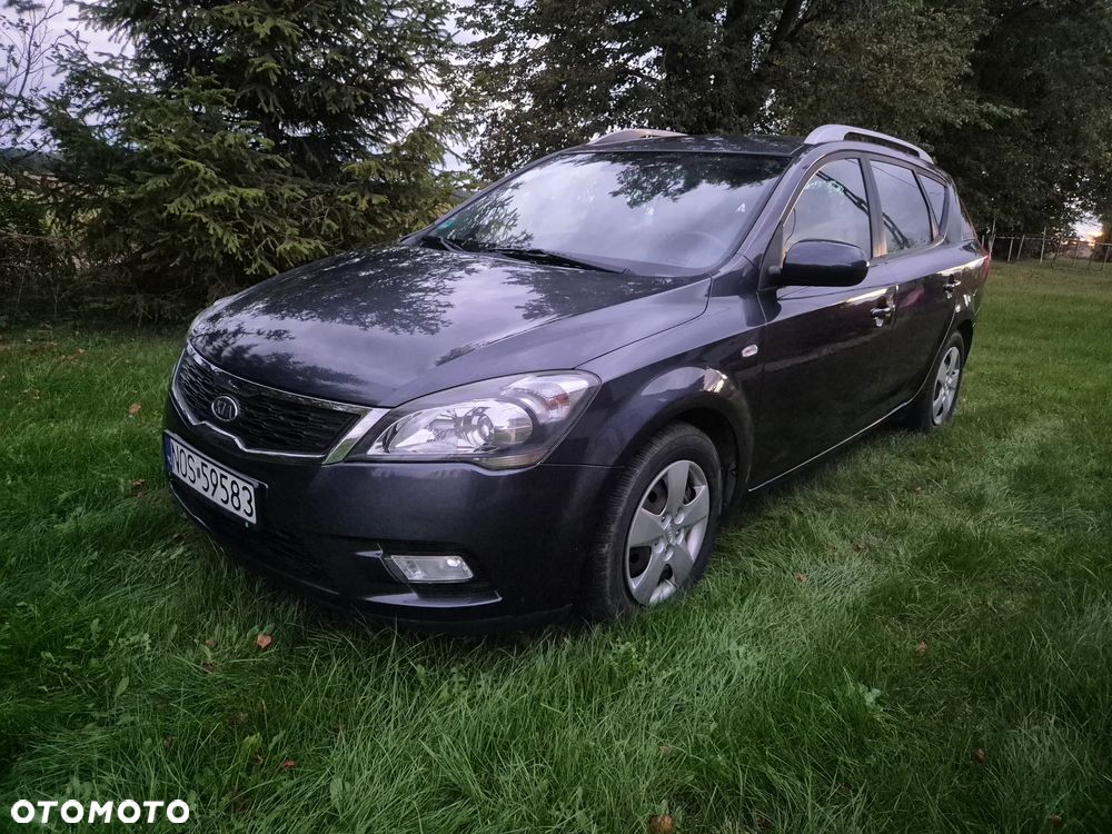 Kia Ceed 1.4 CVVT SW ISG Vision - 10