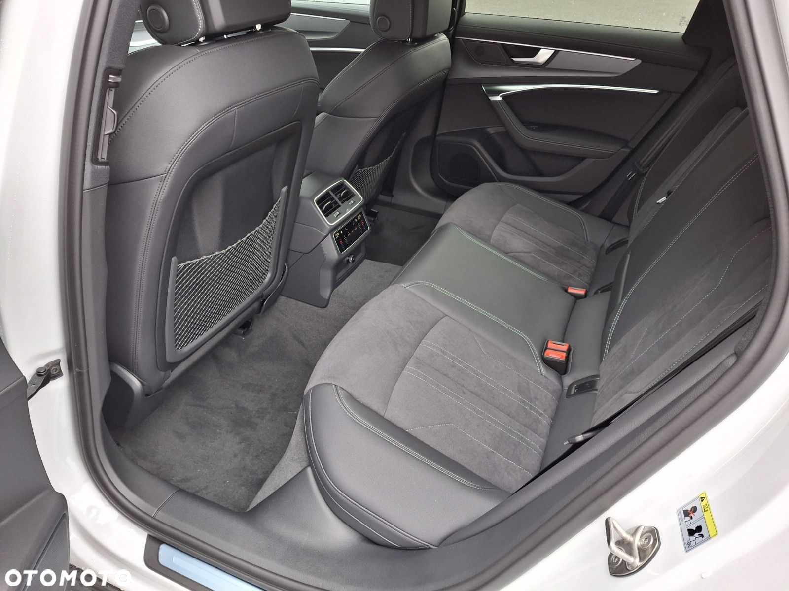Audi A6 Allroad - 11