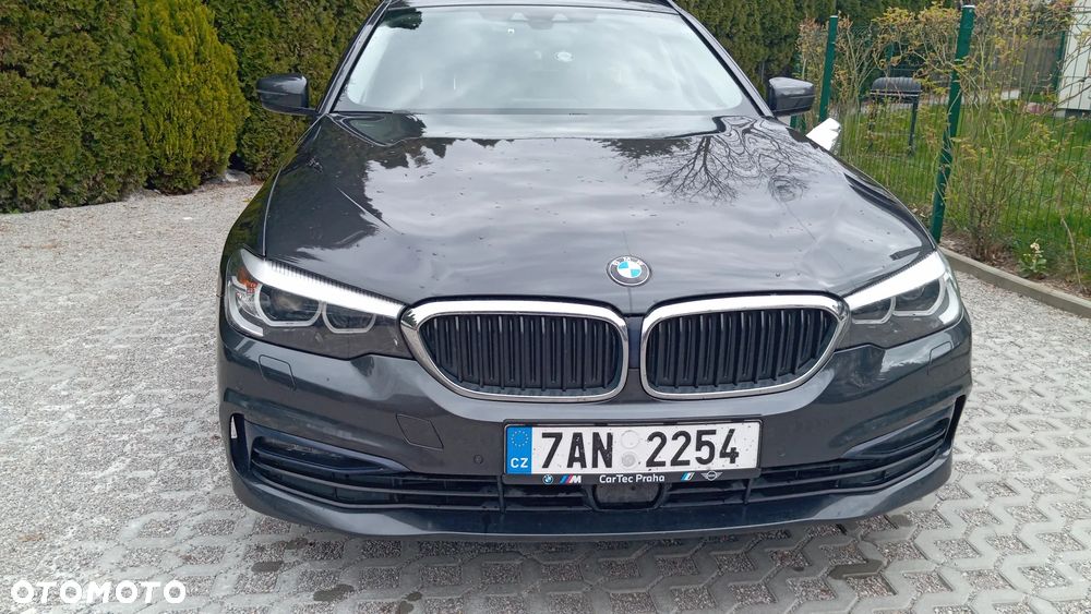 BMW Seria 5 540i xDrive - 12
