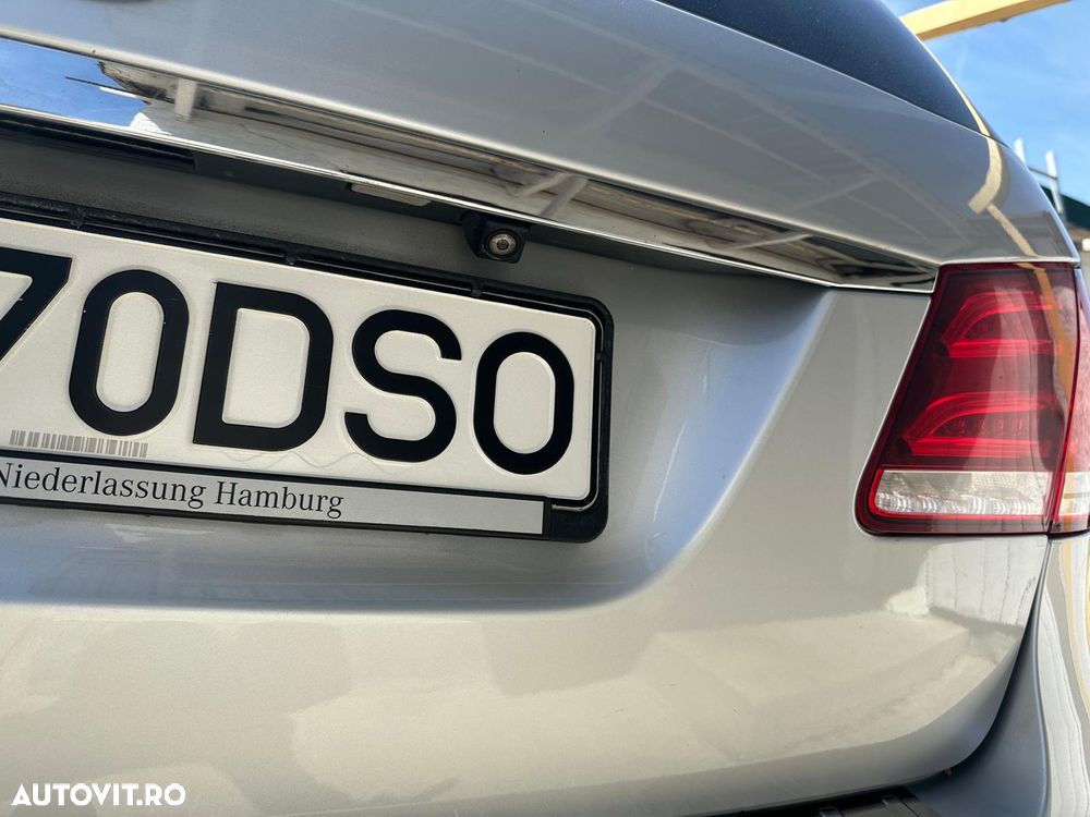 Mercedes-Benz E 220 BlueTEC BlueEFFICIENCY Edition 9G-TRONIC - 22