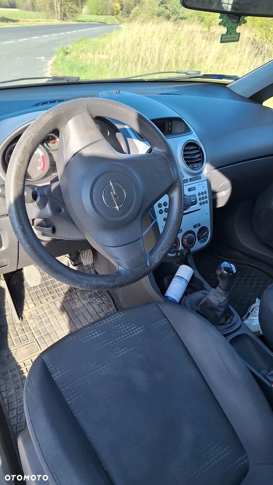 Opel Corsa - 4