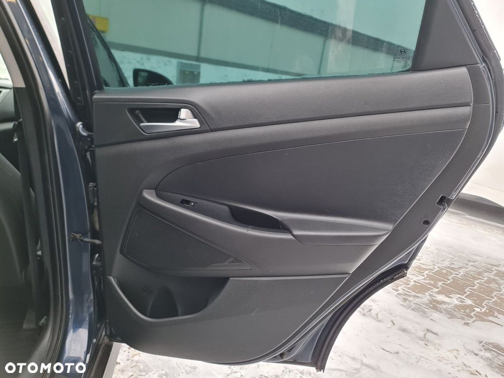 Hyundai Tucson 1.6 GDI BlueDrive Comfort 2WD - 23