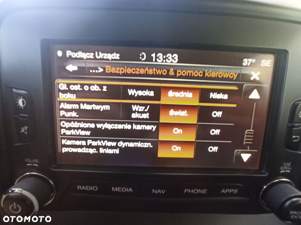 Jeep Renegade - 14