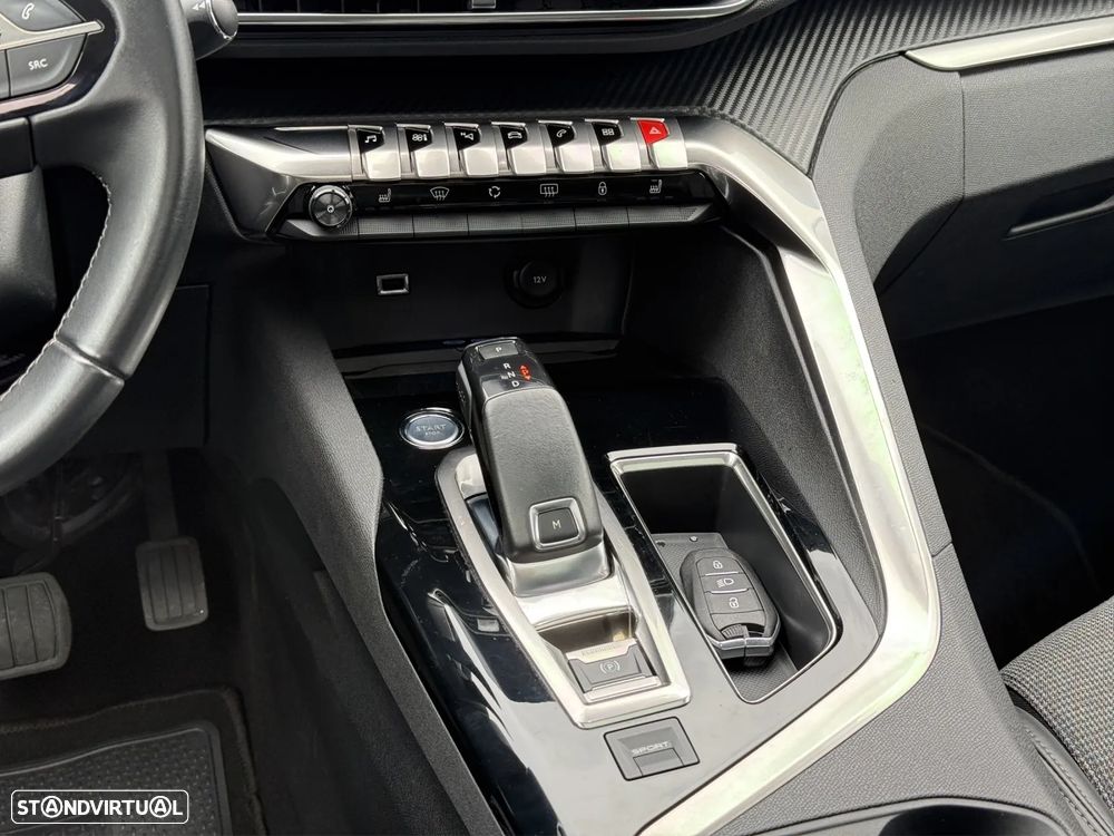 Peugeot 5008 1.2 PureTech Allure EAT6 - 10