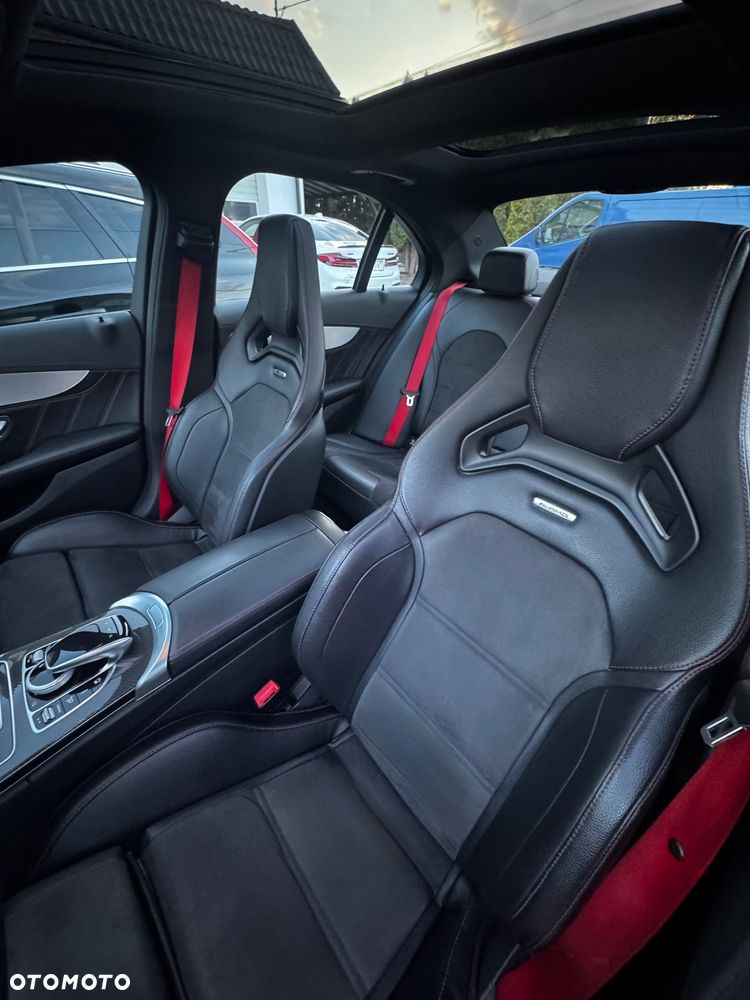 Mercedes-Benz Klasa C AMG 43 4Matic 9G-TRONIC - 29