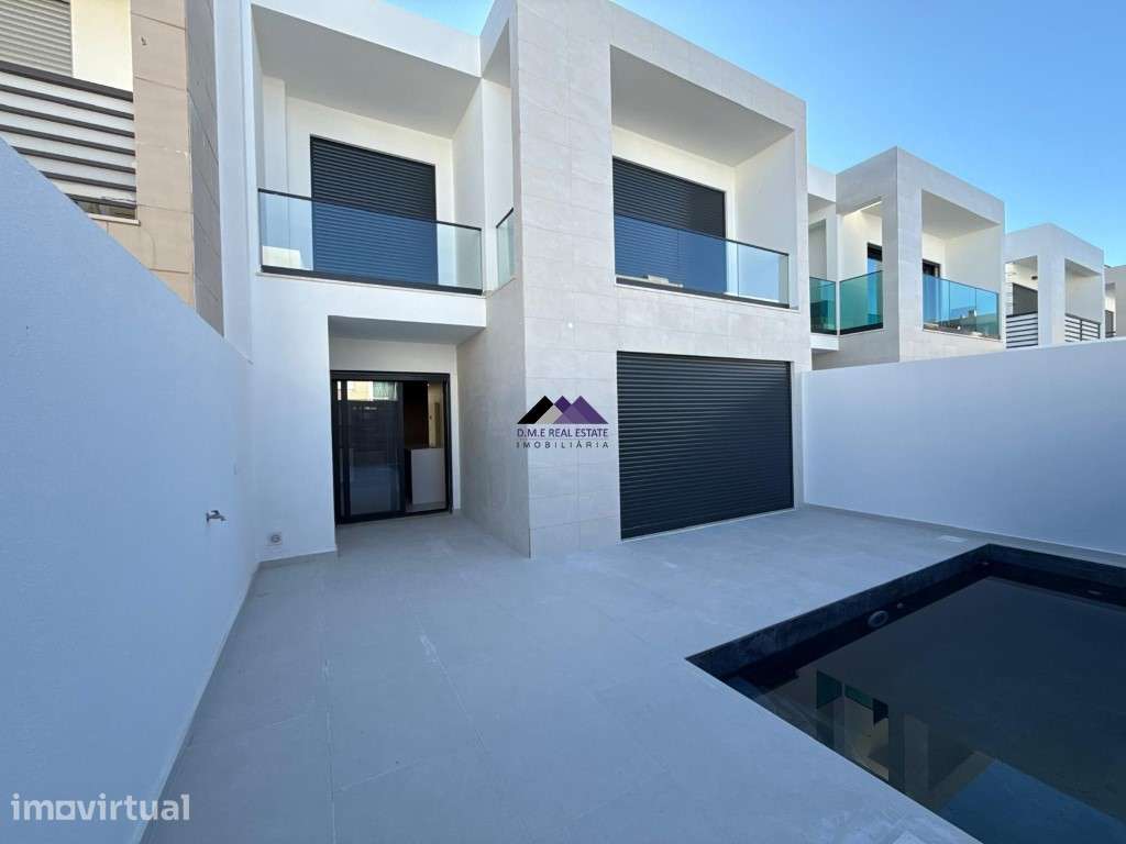 Moradia V3 com Garagem e Piscina a Estrear - Grande imagem: 3/60