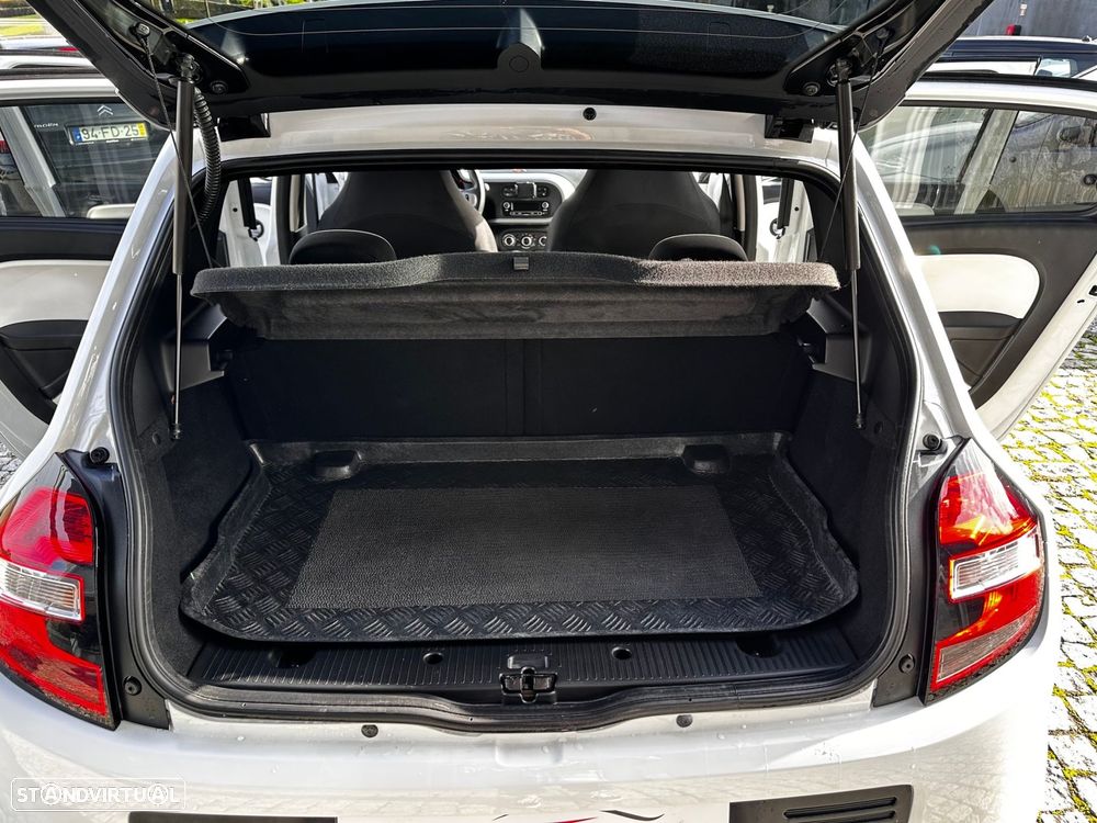 Renault Twingo SCe 70 S&S LIMITED - 11