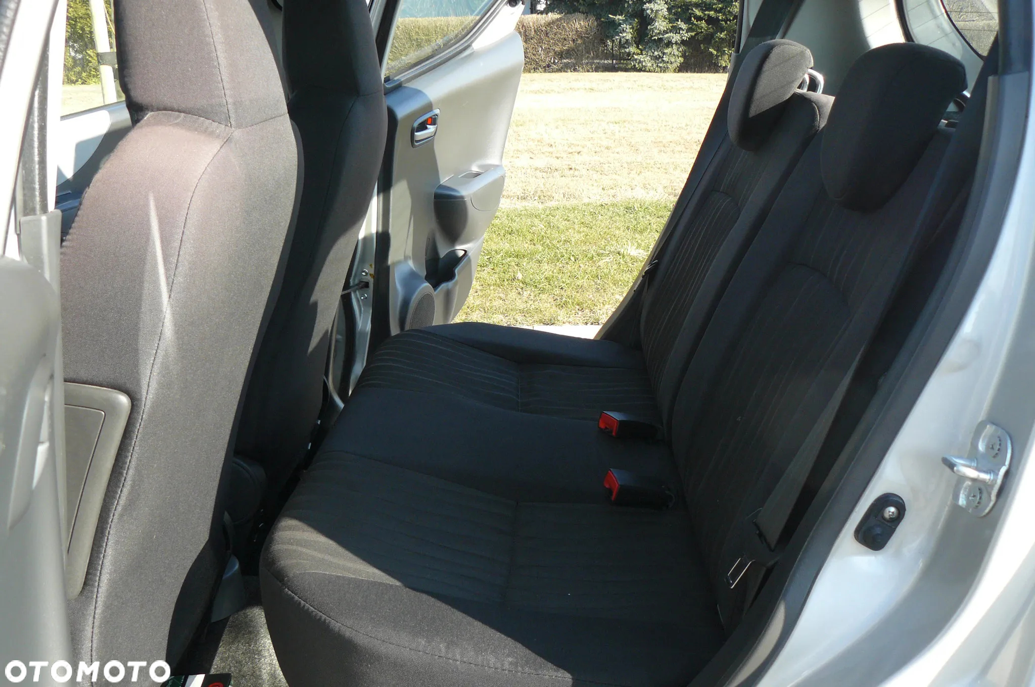 Nissan Pixo - 8