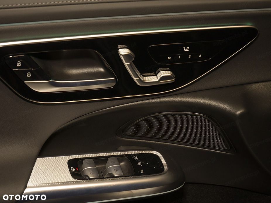 Mercedes-Benz Klasa E 220 d mHEV 4-Matic AMG 9G-Tronic - 15