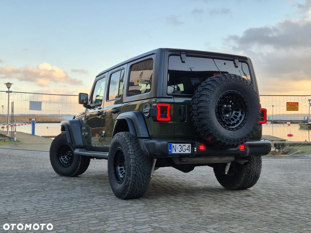 Jeep Wrangler Unlimited GME 2.0 Turbo Sahara - 3