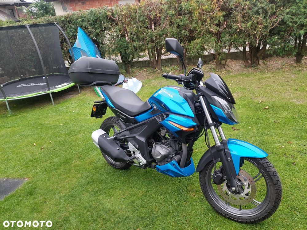 Junak 125