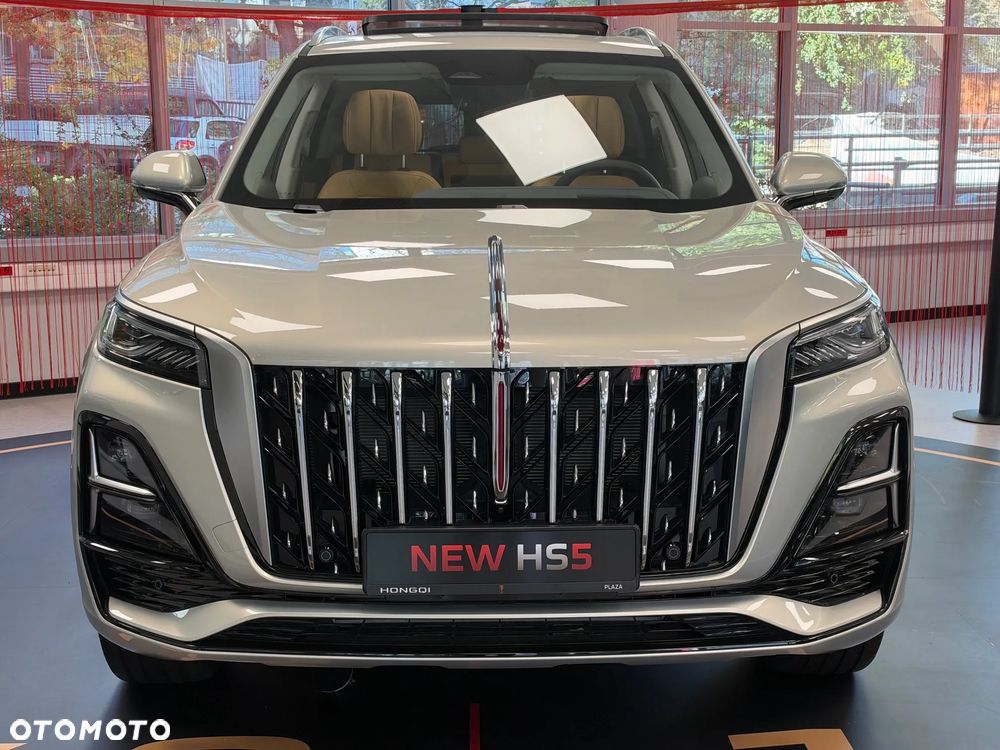 Hongqi HS5