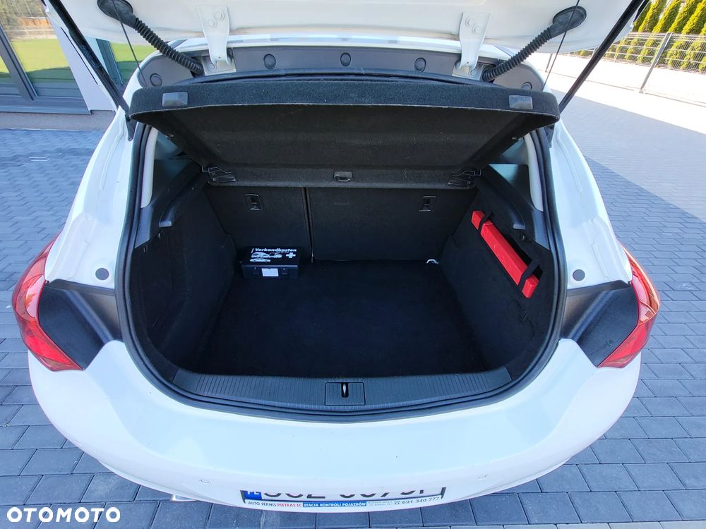 Opel Astra 1.4 Turbo - 30